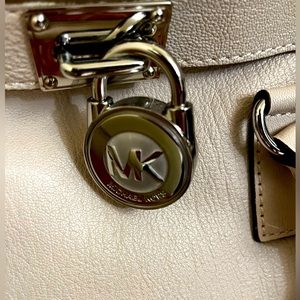 Michael Kors Vanilla Tote bag
